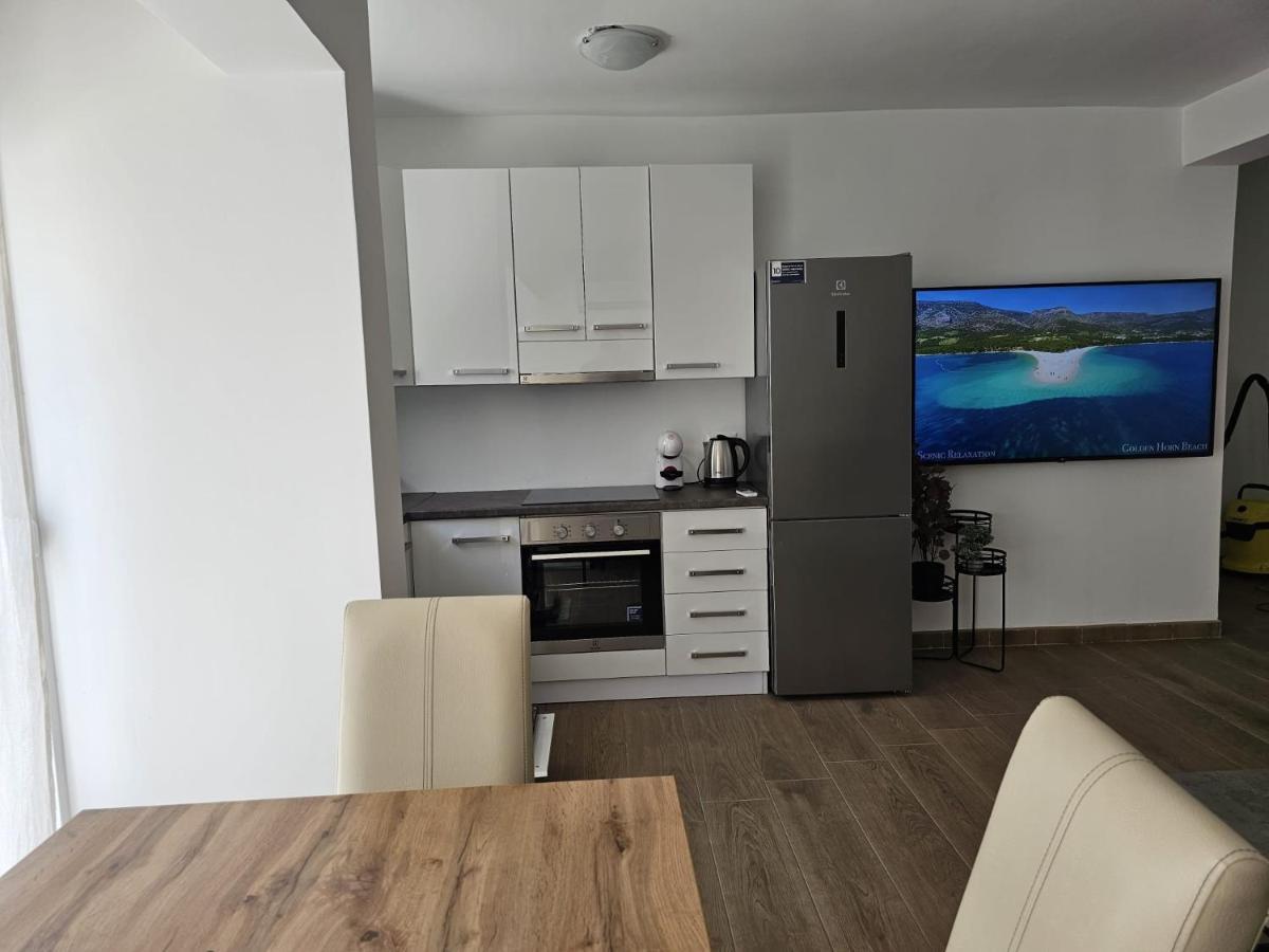 Harmony Suites Bol Kültér fotó