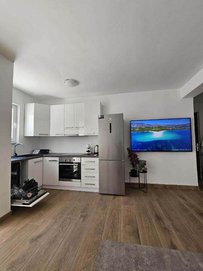 Harmony Suites Bol Kültér fotó