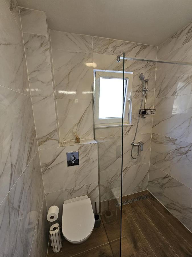 Harmony Suites Bol Kültér fotó