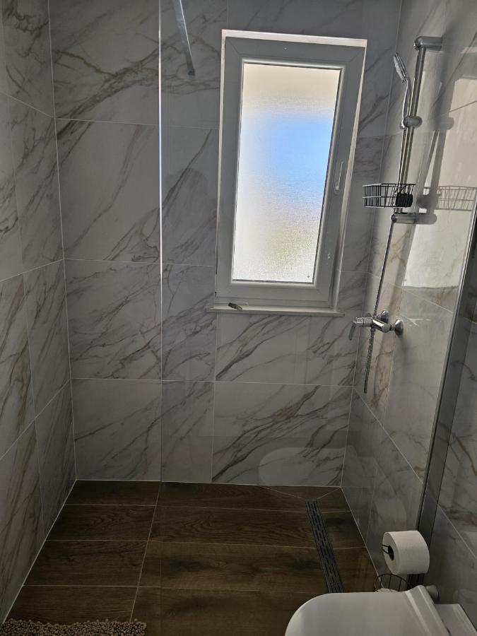 Harmony Suites Bol Kültér fotó