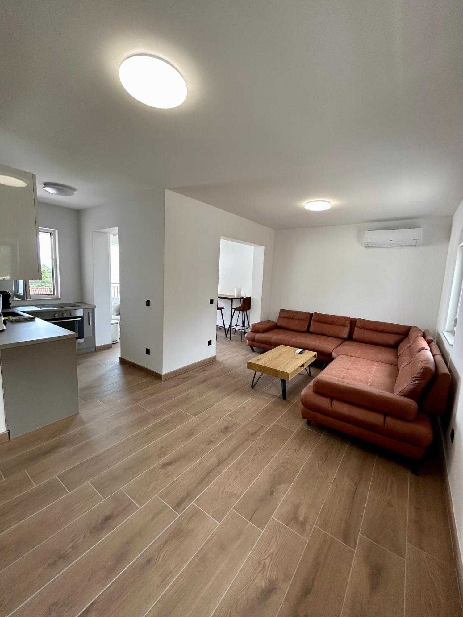 Harmony Suites Bol Kültér fotó
