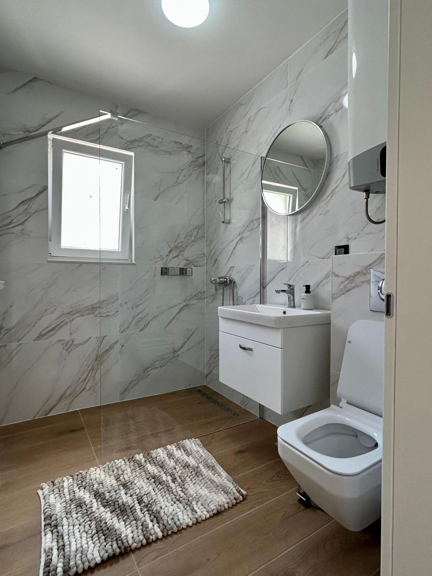 Harmony Suites Bol Kültér fotó