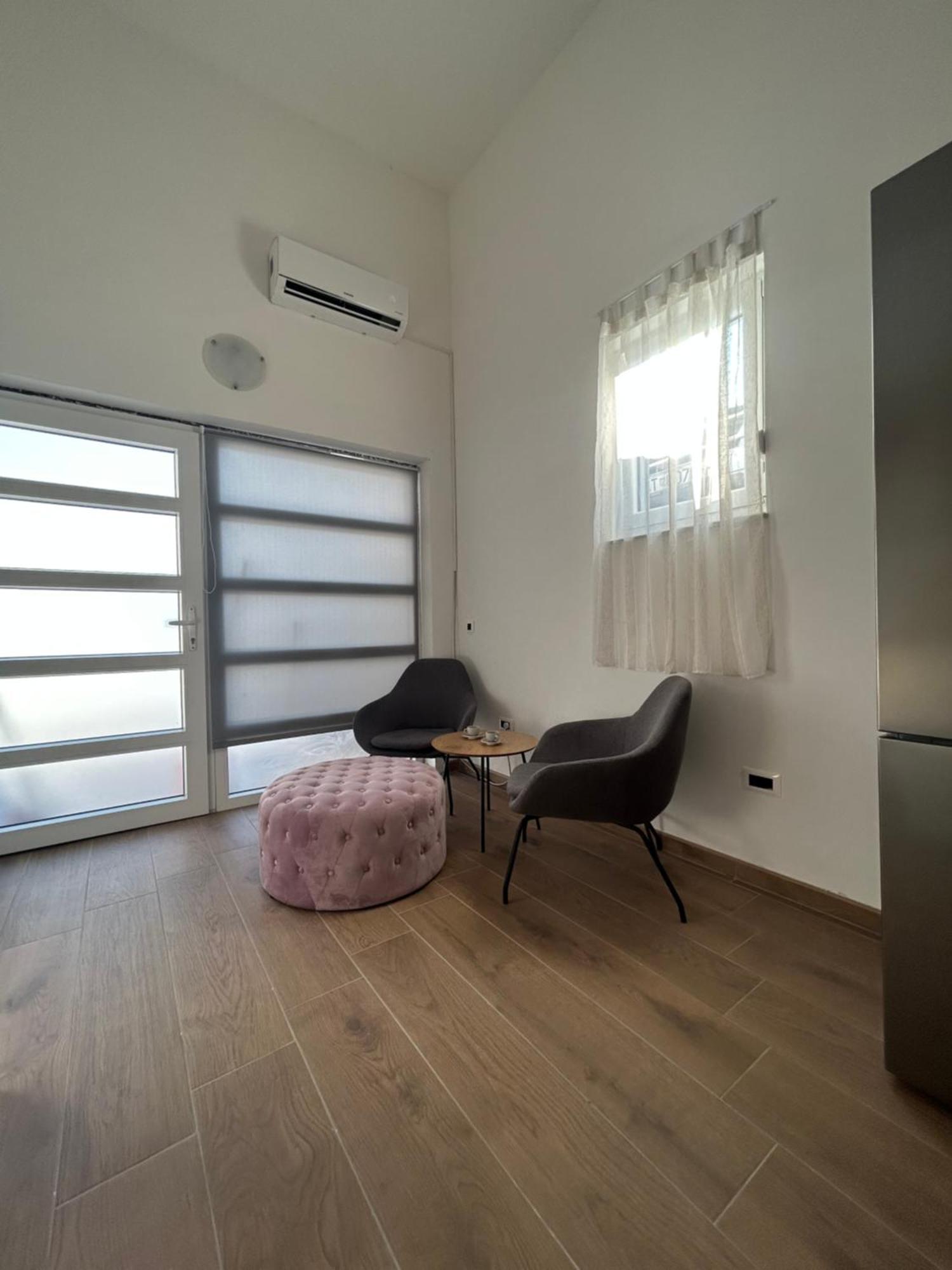 Harmony Suites Bol Kültér fotó